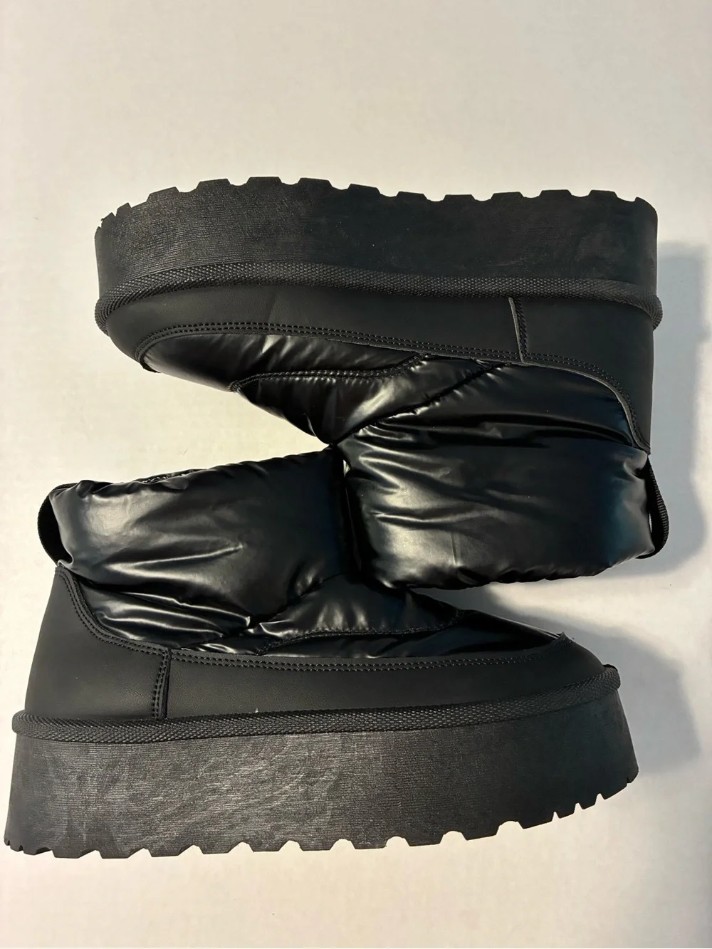 Charlotte Russe Black Puffer Platform Ankle Boots Booties Women’s size 9